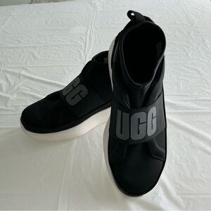 UGG Neutra Sneakers Women’s Size 7 Black White Casual Comfort Shoes